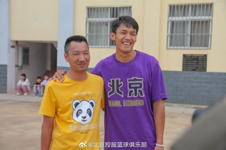 那一封信的故事還在延續 矣進宏母校的師生們來到北京了！