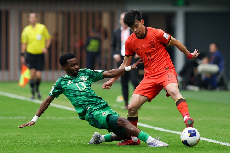??沙特媒：沙特vs國足將在利雅得勝利主場開戰，中場大將卡努傷缺